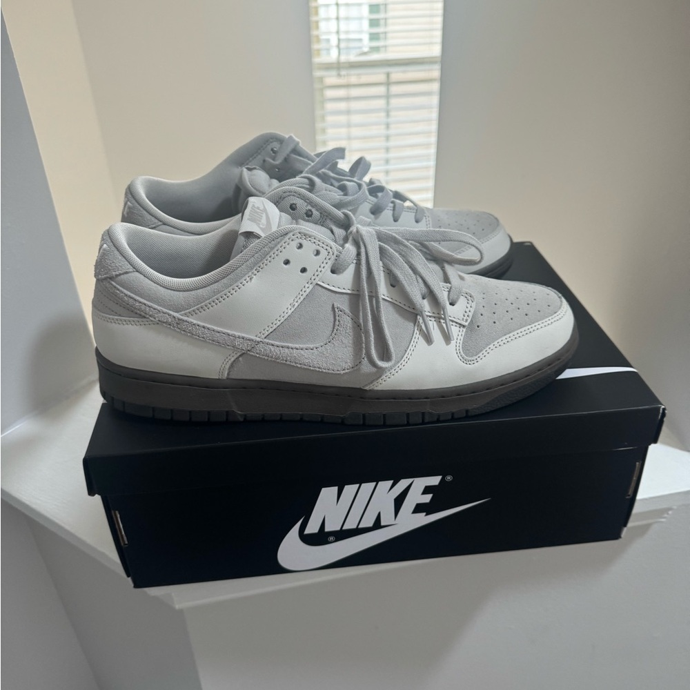 Nike dunks size 13